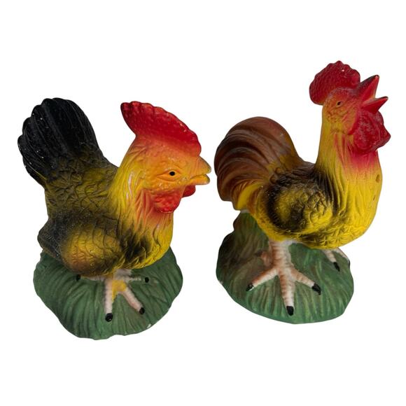 None Other - Salt and Pepper Shaker Decor Chicken Rooster Vintage